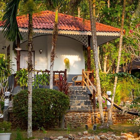 Koh Kood Garden House Hotell Ban Lak Uan Exteriör bild