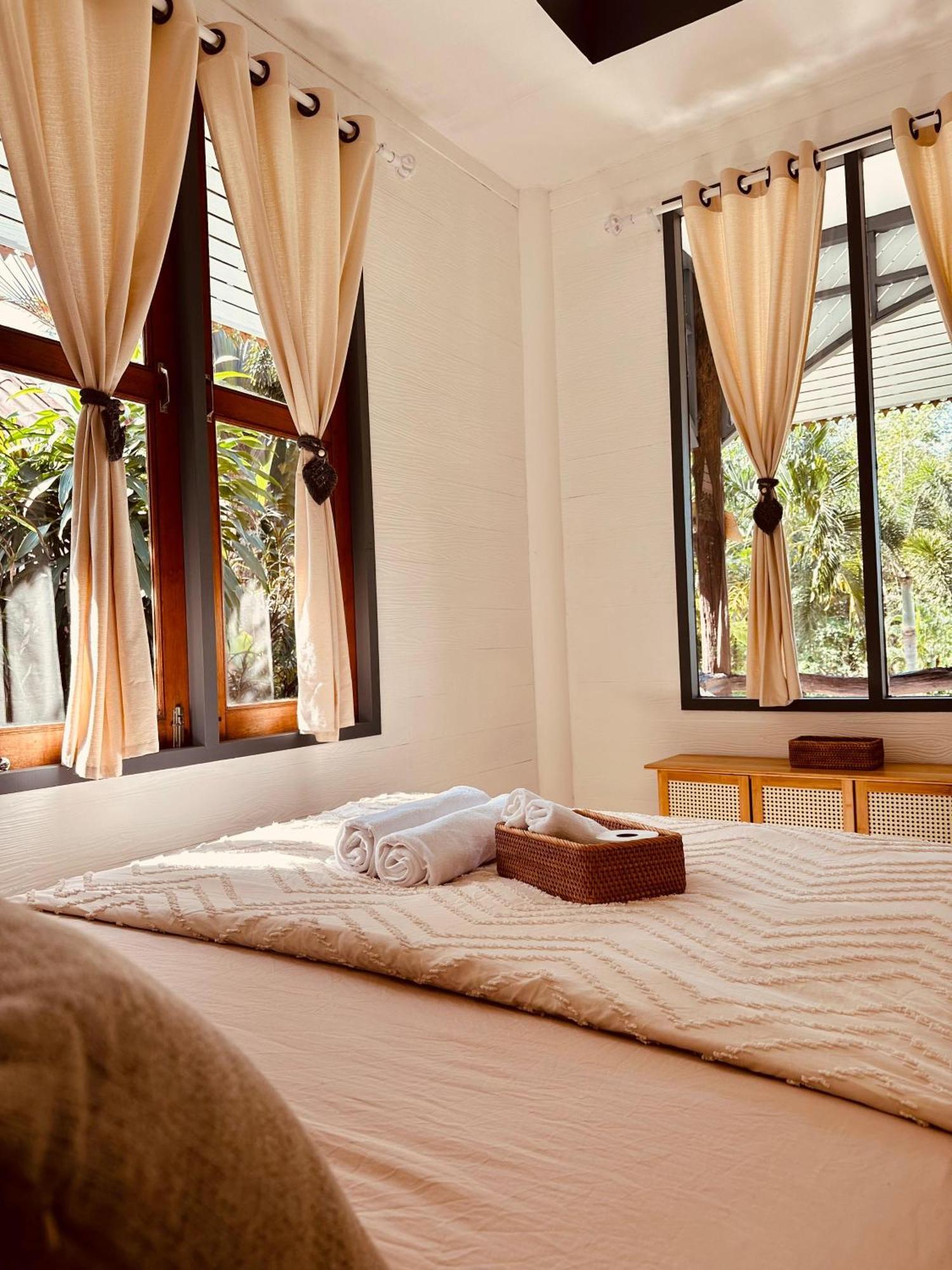 Koh Kood Garden House Hotell Ban Lak Uan Exteriör bild