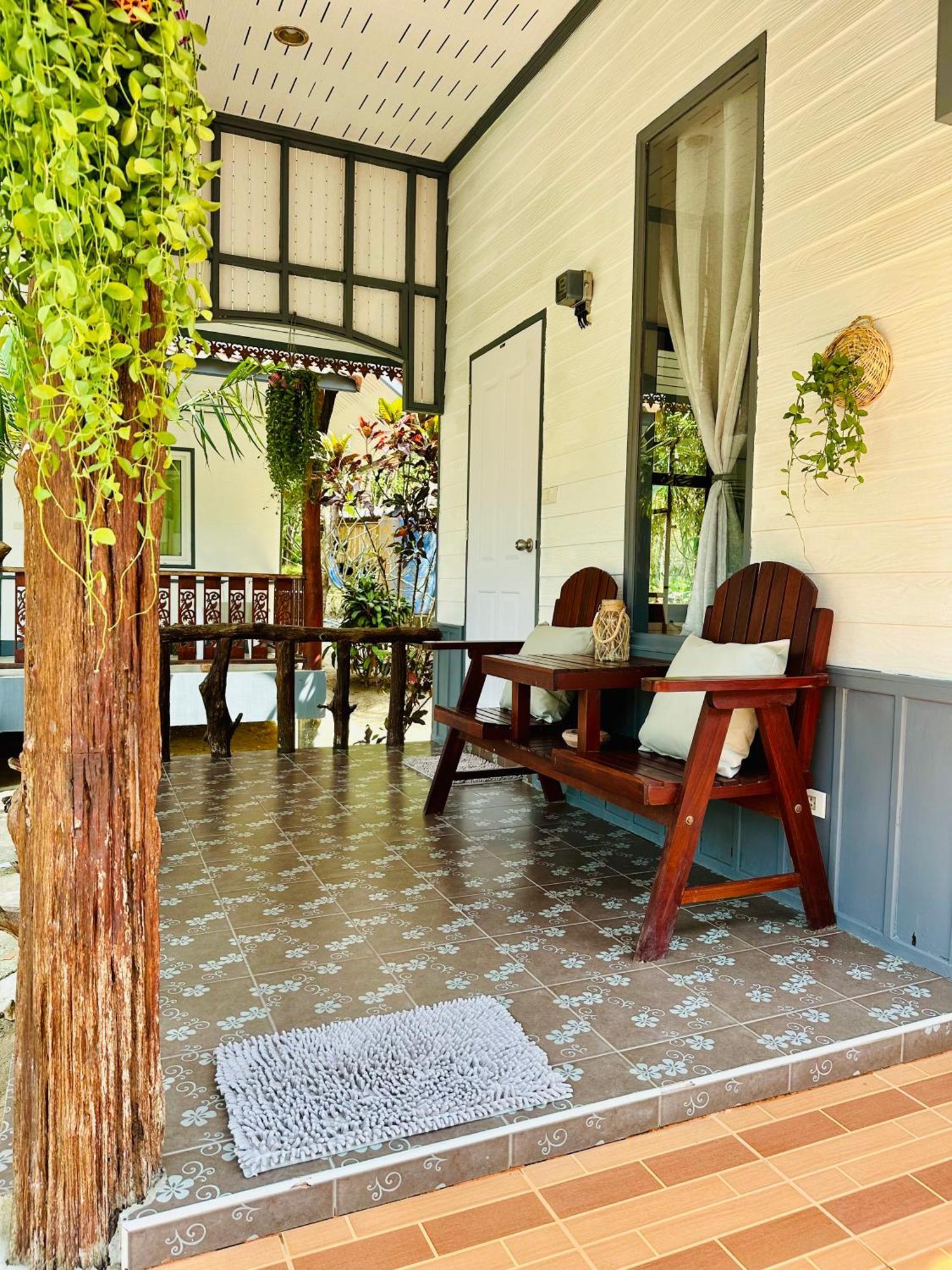 Koh Kood Garden House Hotell Ban Lak Uan Exteriör bild
